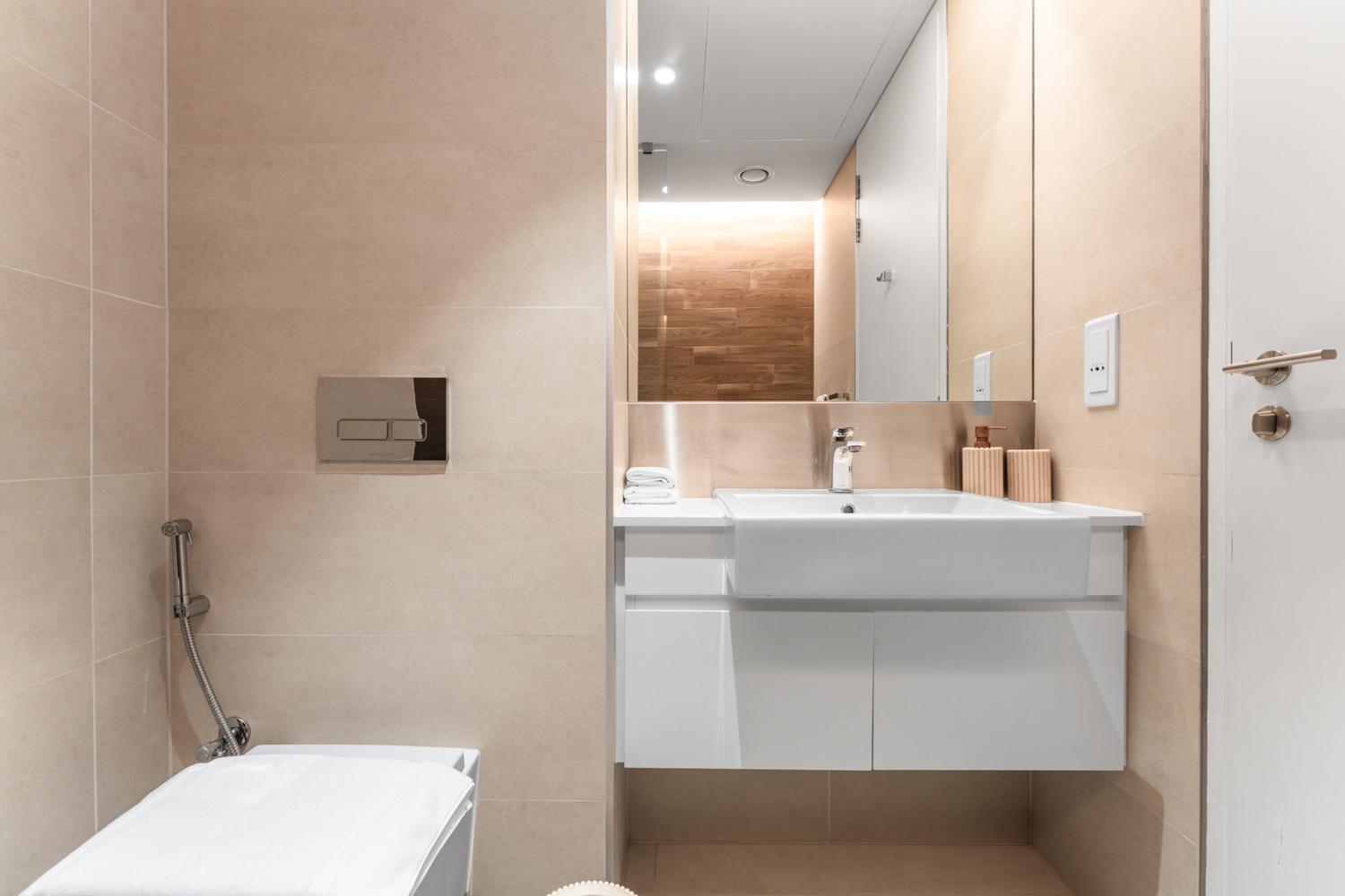 Beautiful 3 Bedroom In Bluewaters Island, Apartment Dubai